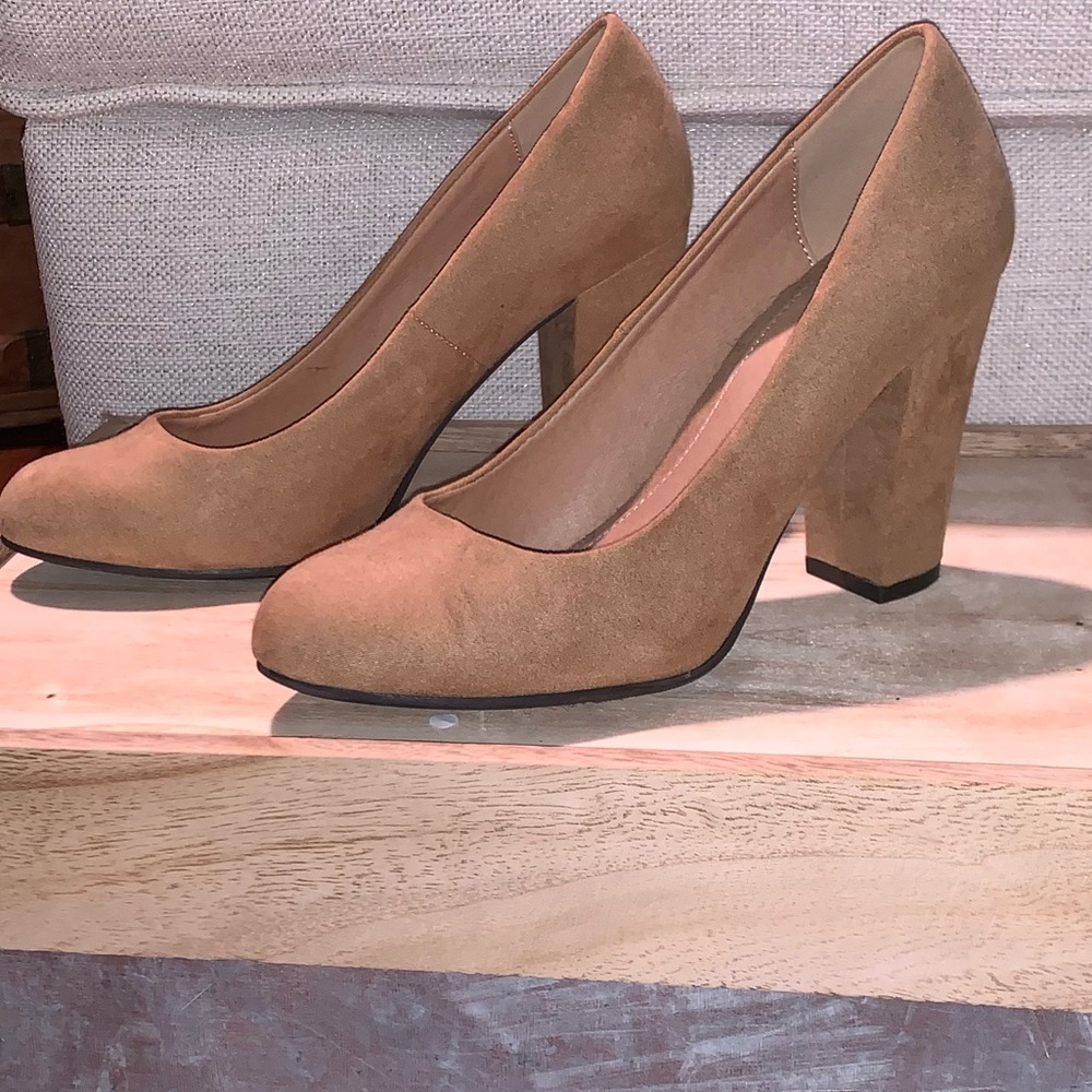 Suede brown heels